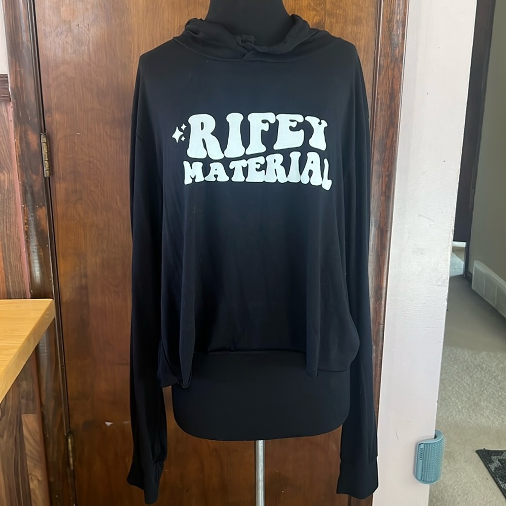 Matt Rife “Rifey Material” cropped t-shirt hoodie. XXL, fits like an XL